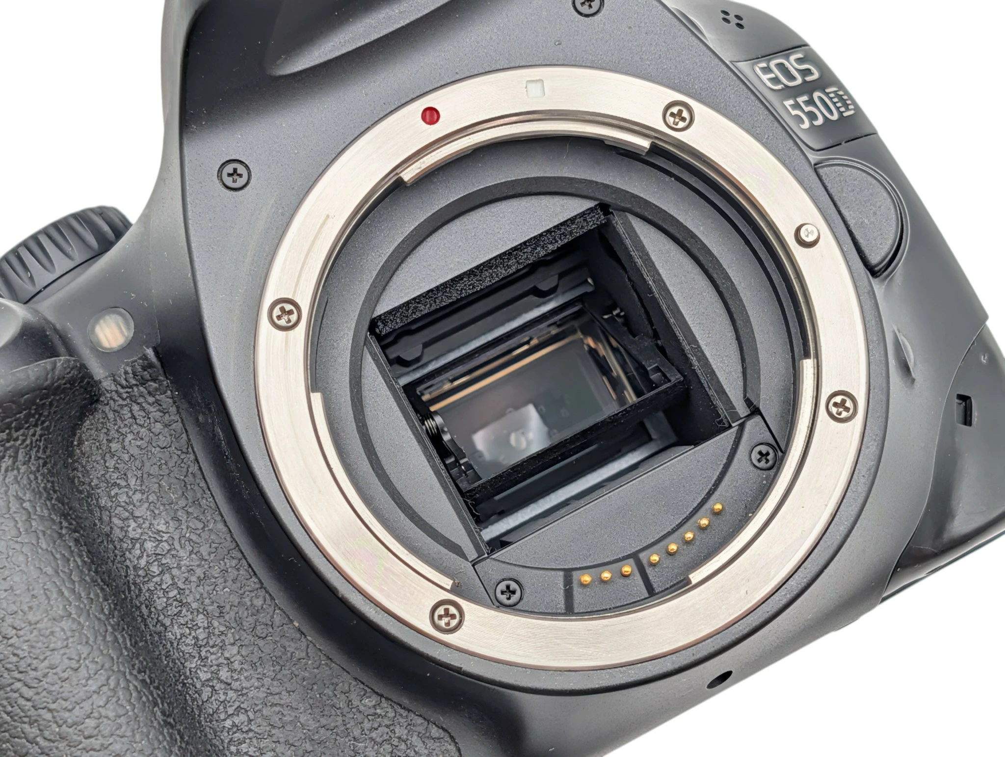 lustrzanka-canon-eos-550d-tamron-af-18-200mm-f35-63-xr-przebieg-16k-marka-248811-1949762