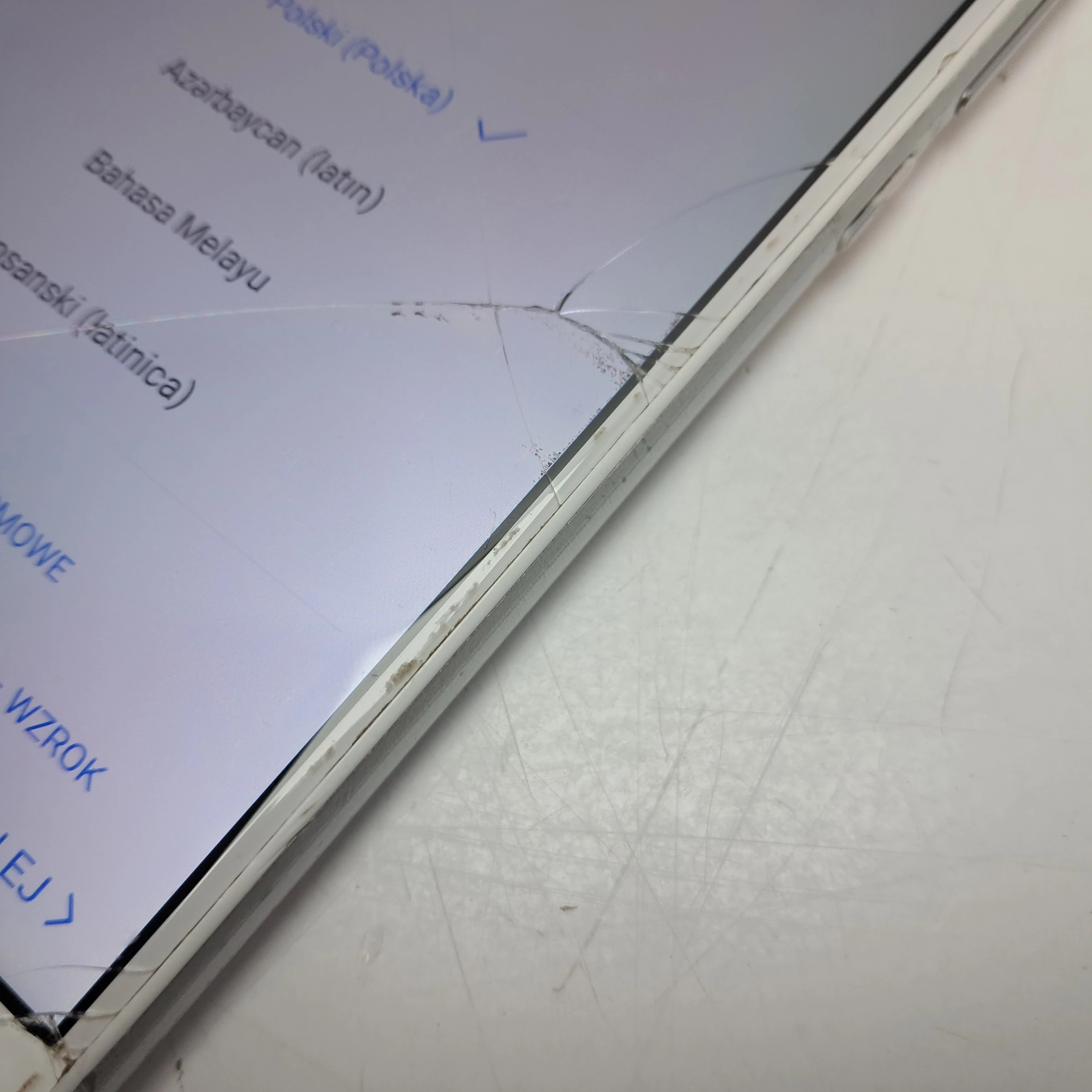 telefon-huawei-p9-lite-stan-11323-2