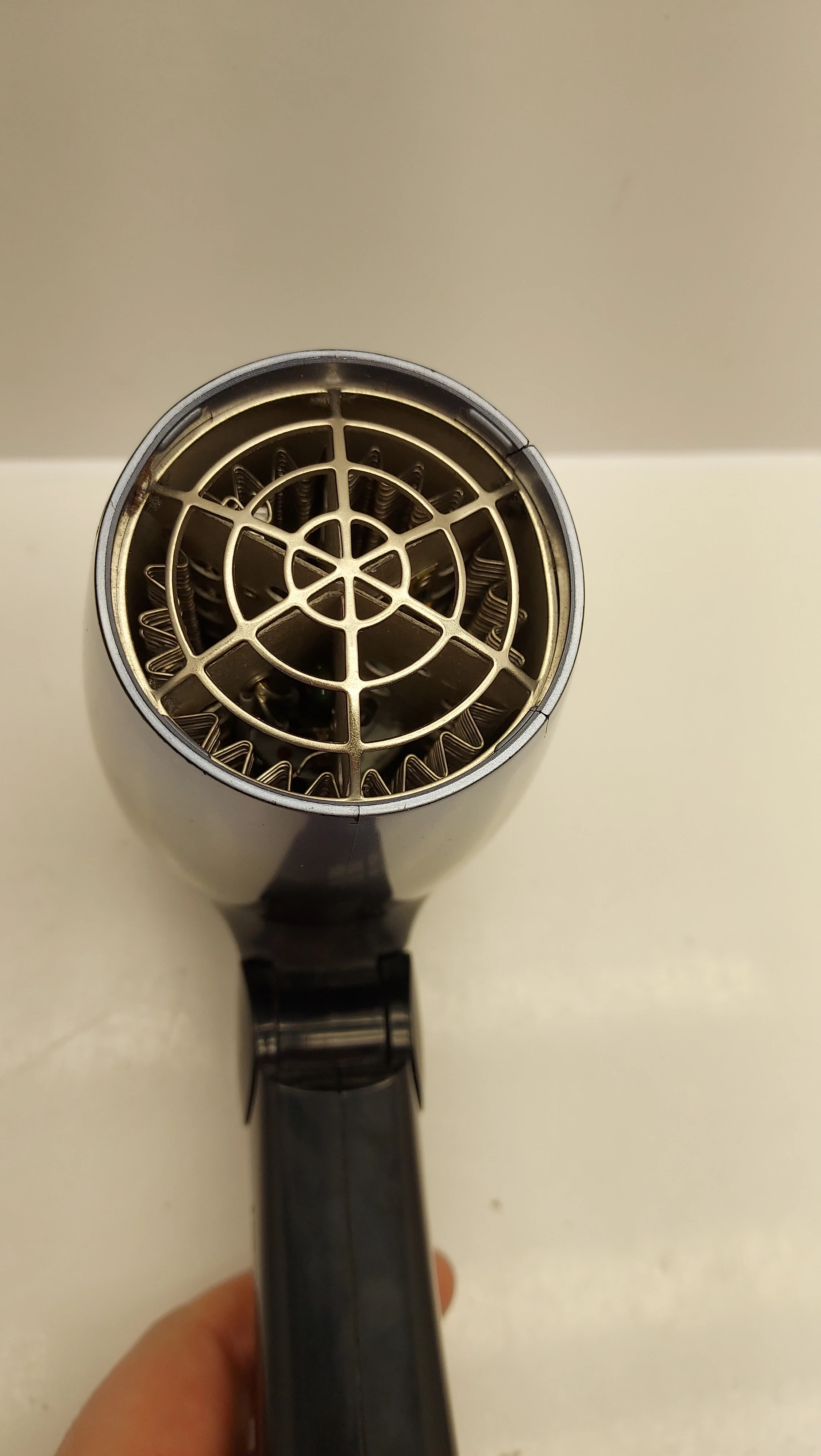 suszarka-do-wlosow-philips-twist-1400-barlickiego-47-kutno