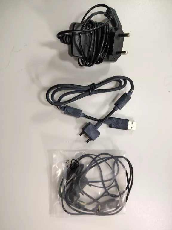 telefon-sony-ericsson-c510-stan-11323-2