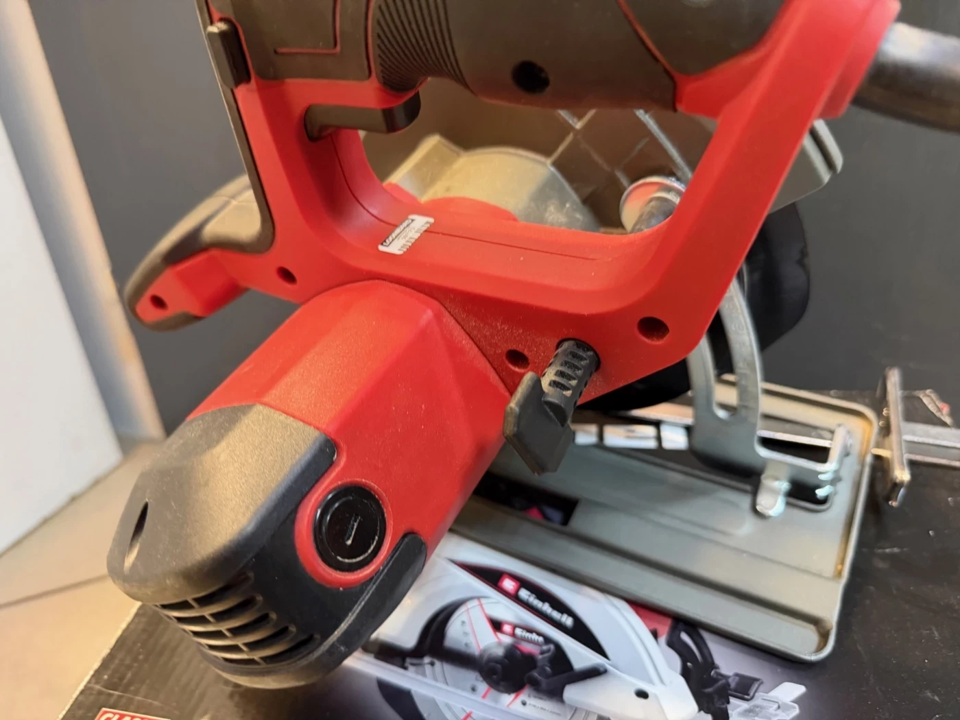 pila-tarczowa-einhell-tc-cs-1250-kod-producenta-382381426