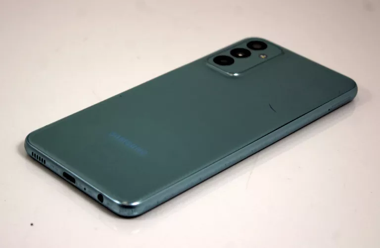 telefon-samsung-m23-5g-system-operacyjny-4388-1