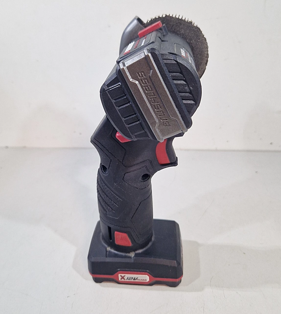 akumulatorowa-szlifierka-katowa-parkside-12-v-ppwsa-12-a1-stan-11323-2