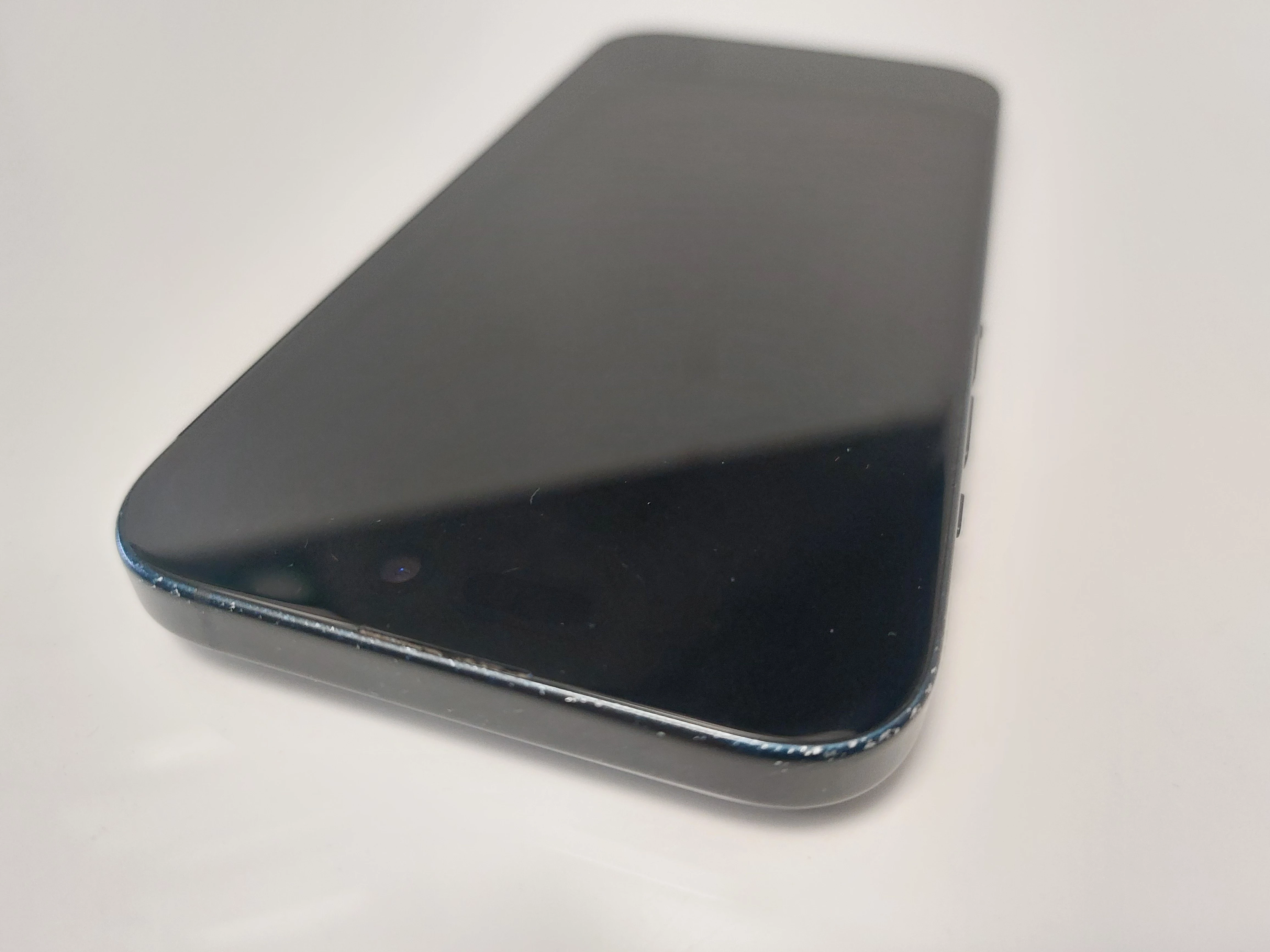 telefon-iphone-15-128gb-pudelko-wbudowana-pamiec-202869-214189