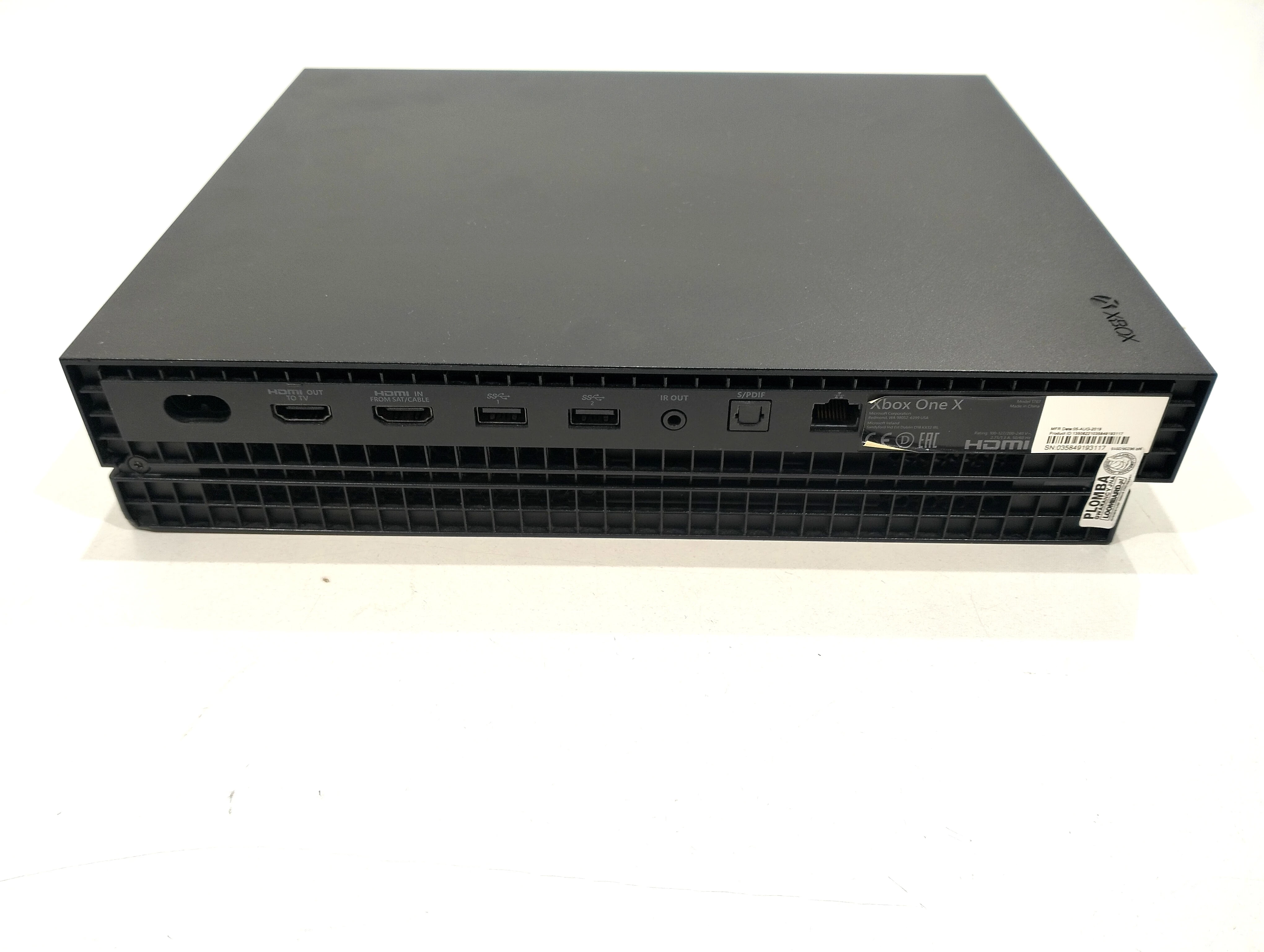 konsola-xbox-one-x-1787-1tb-waga-produktu-381