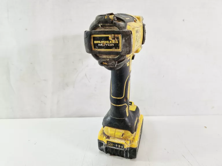 klucz-udarowy-dewalt-dcf894-akumulator-18v-50ah-maksymalny-moment-obrotowy-447