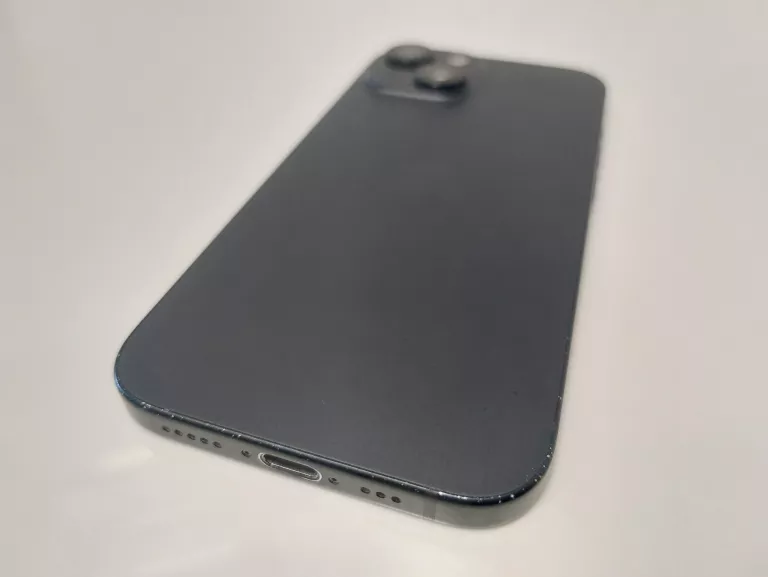 telefon-iphone-15-128gb-pudelko-pojemnosc-akumulatora-3349