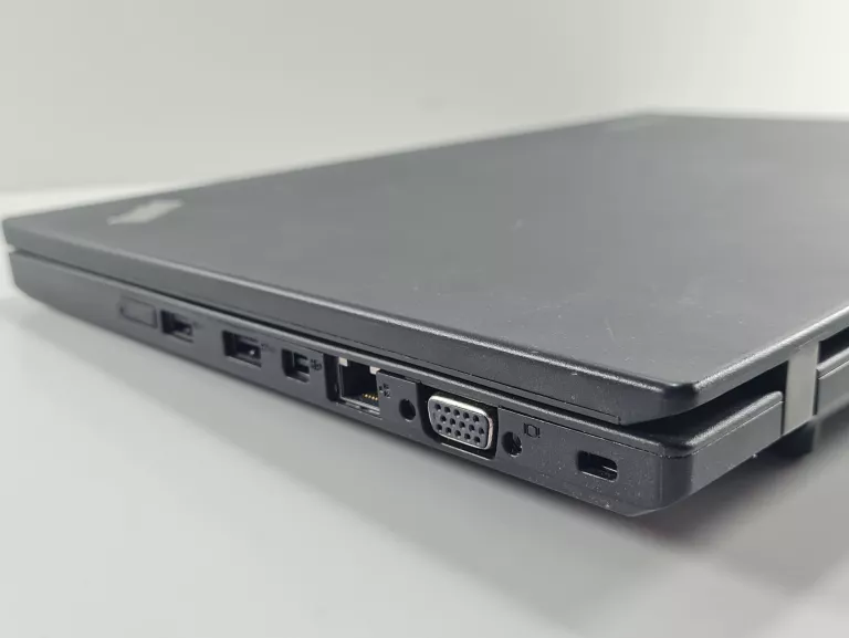 laptop-lenovo-l450-8gb-ram-intel-core-i3-przekatna-ekranu-1400