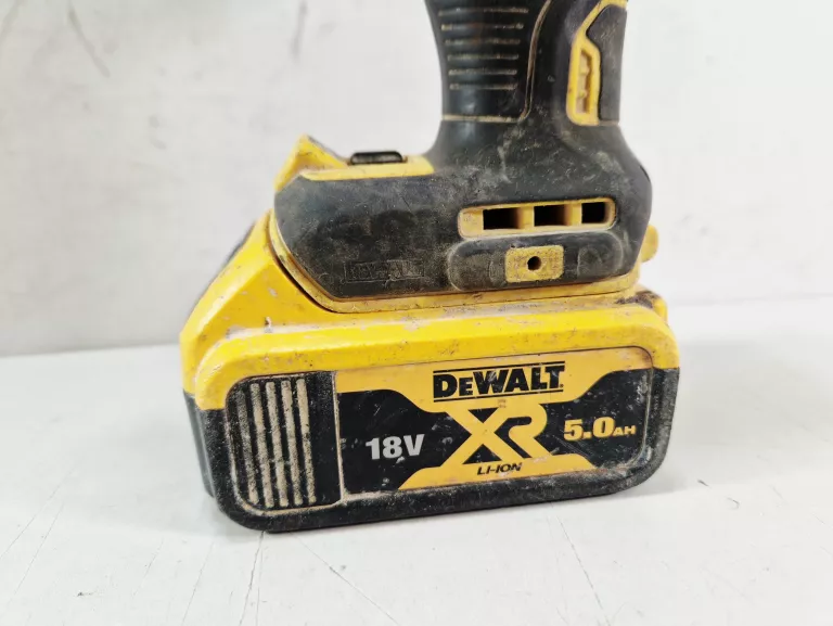 klucz-udarowy-dewalt-dcf894-akumulator-18v-50ah-stan-11323-2