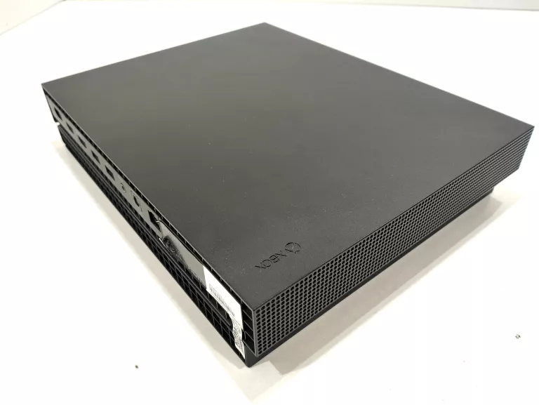 konsola-xbox-one-x-1787-1tb-komunikacja-205986-2