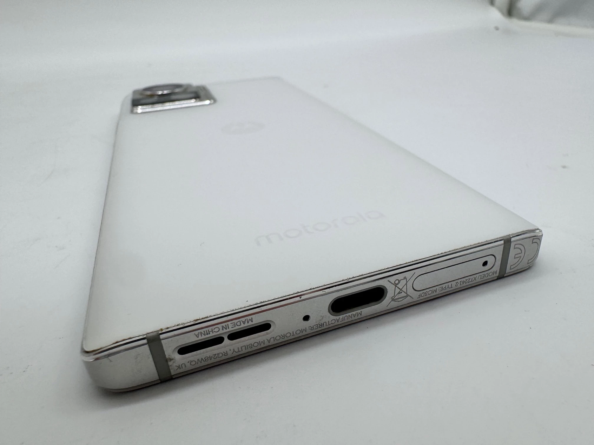 telefon-motorola-edge-30-ultra-12256-gb-pudelko-typ-202685-212929