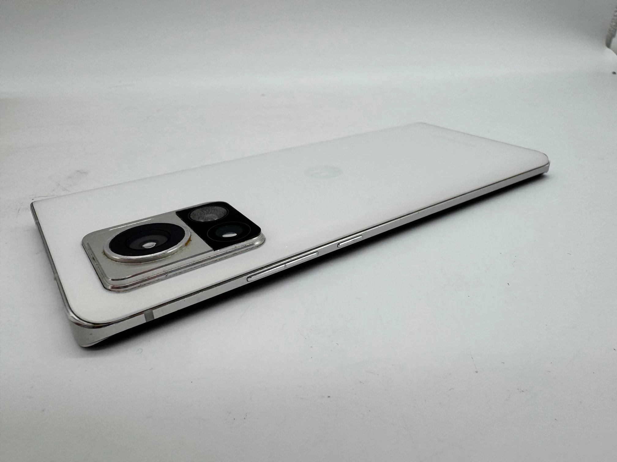 telefon-motorola-edge-30-ultra-12256-gb-pudelko-pamiec-ram-202865-324301