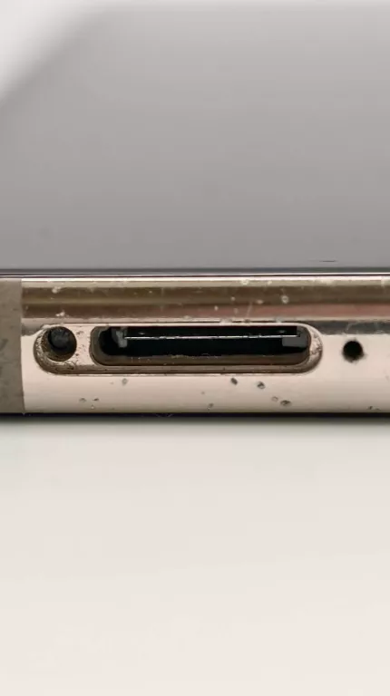 telefon-samsung-galaxy-s21-stan-11323-2