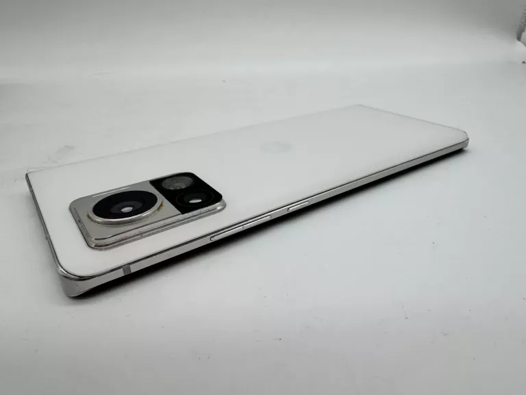 telefon-motorola-edge-30-ultra-12256-gb-pudelko-pamiec-ram-202865-324301