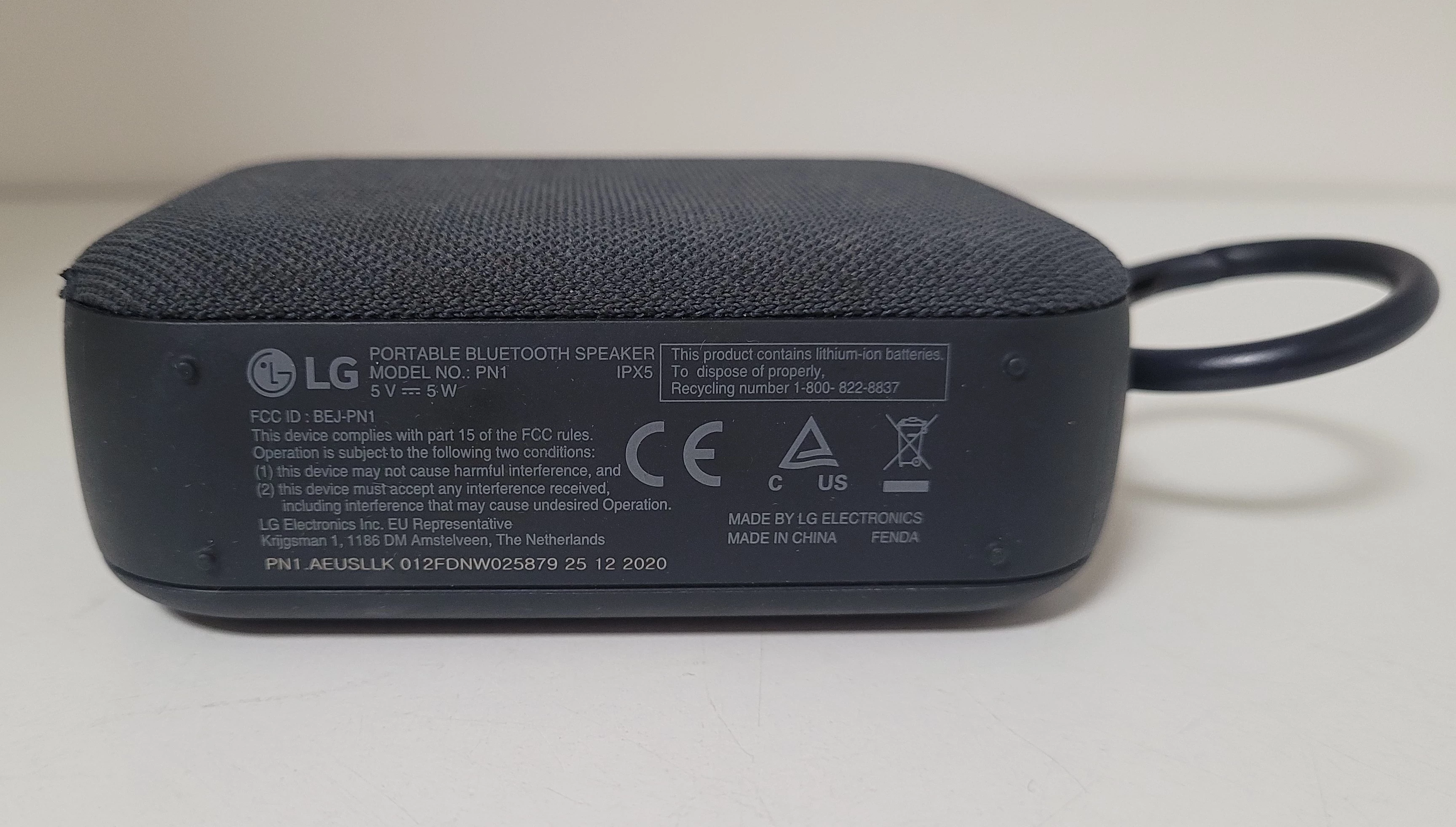 glosnik-mobilny-lg-xboom-go-pn1-czarny-stan-11323-2