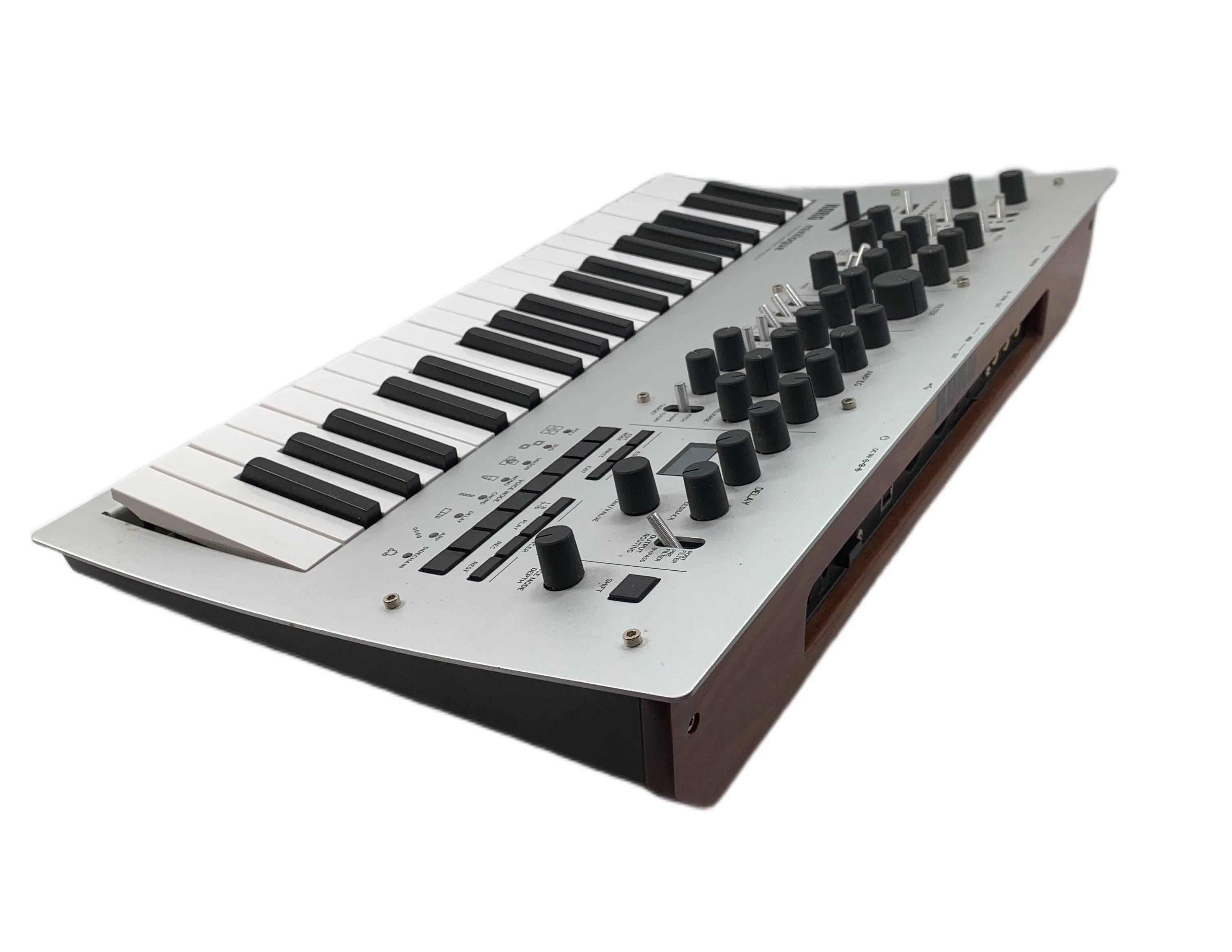korg-syntezator-analogowy-minilogue-stan-11323-2