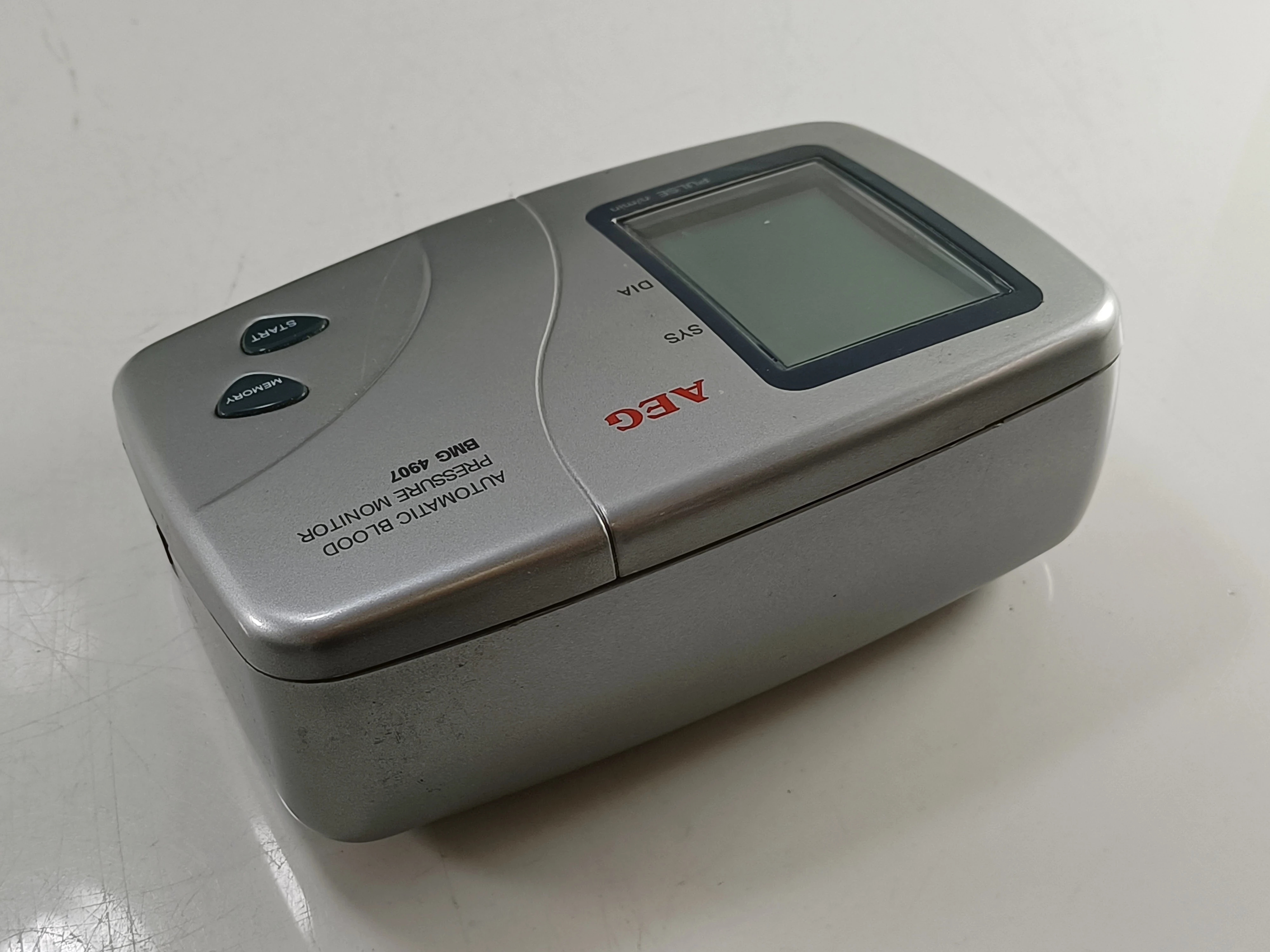 cisnieniomierz-aeg-bmg-4901-stan-11323-2