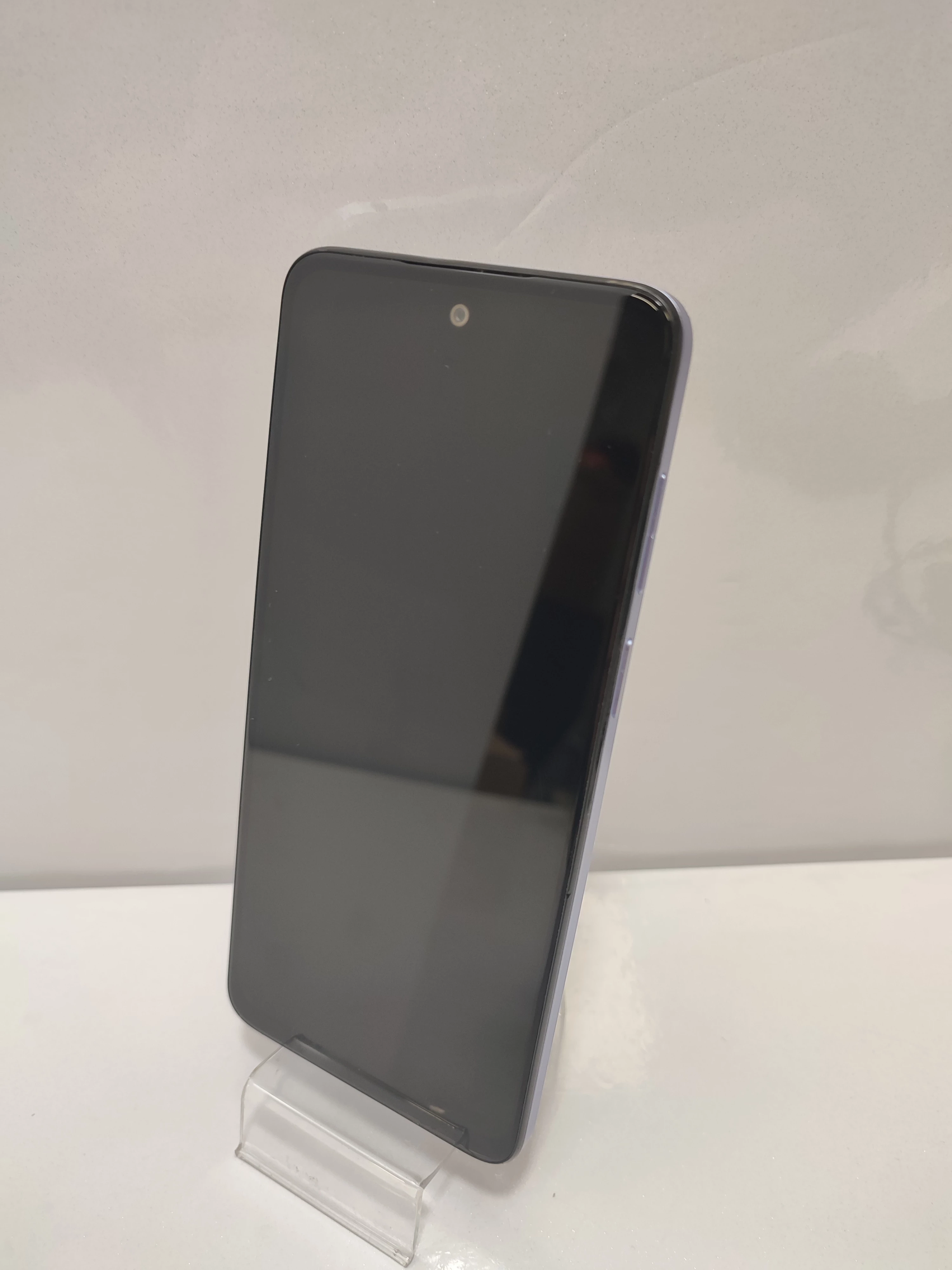 telefon-motorola-moto-g13-ean-gtin-0840023243660