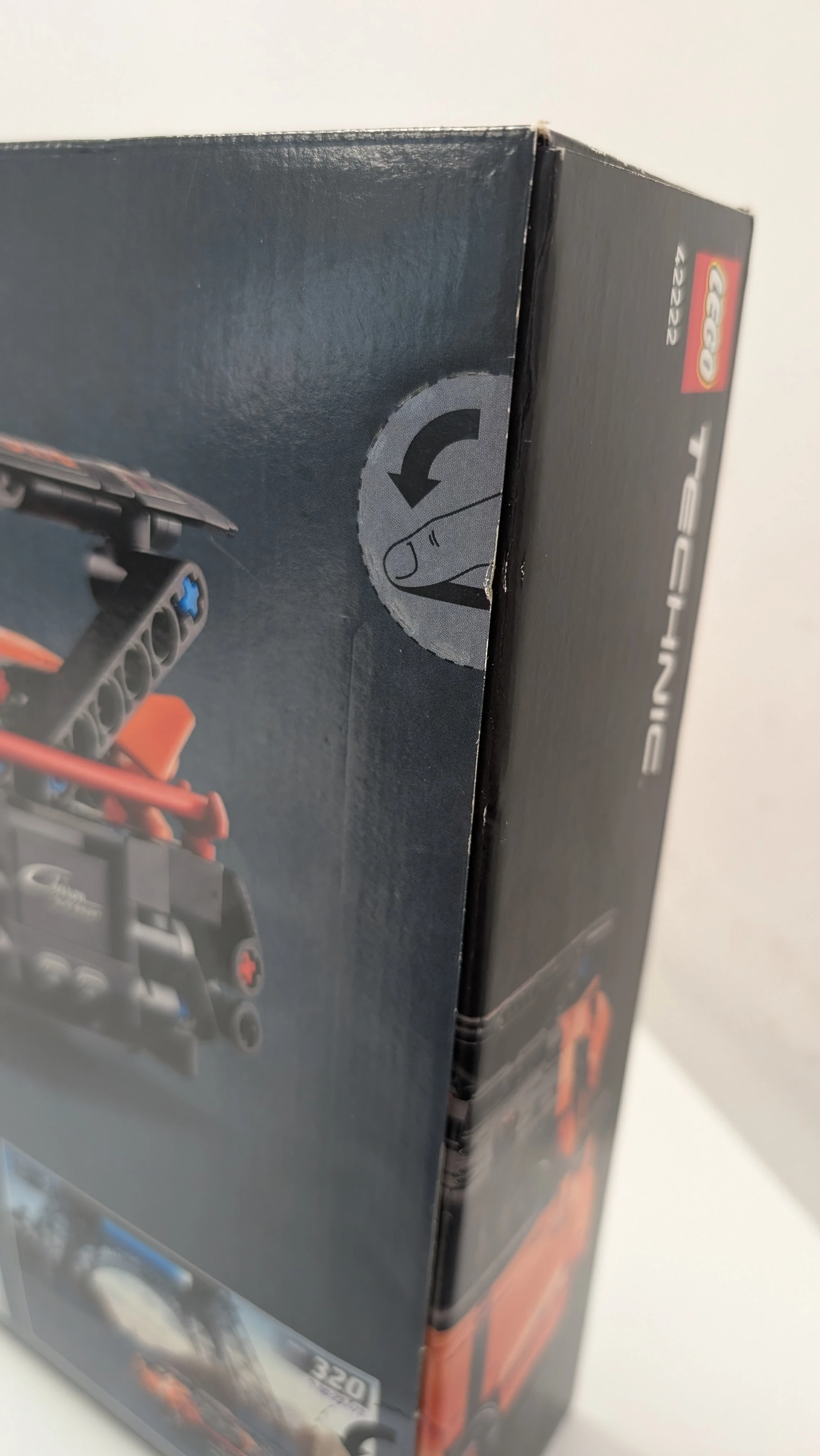 lego-technic-42222-bugatti-chiron-pur-sport-stan-11323-2