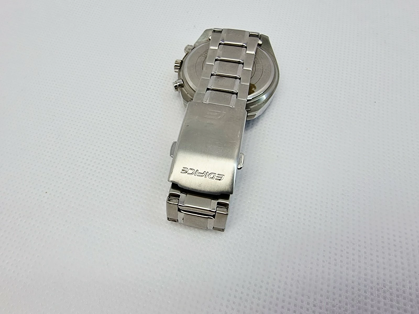 efv-590d-1avuef-zegarek-edifice-casio-chronograph-meski-material-paska-129219-8