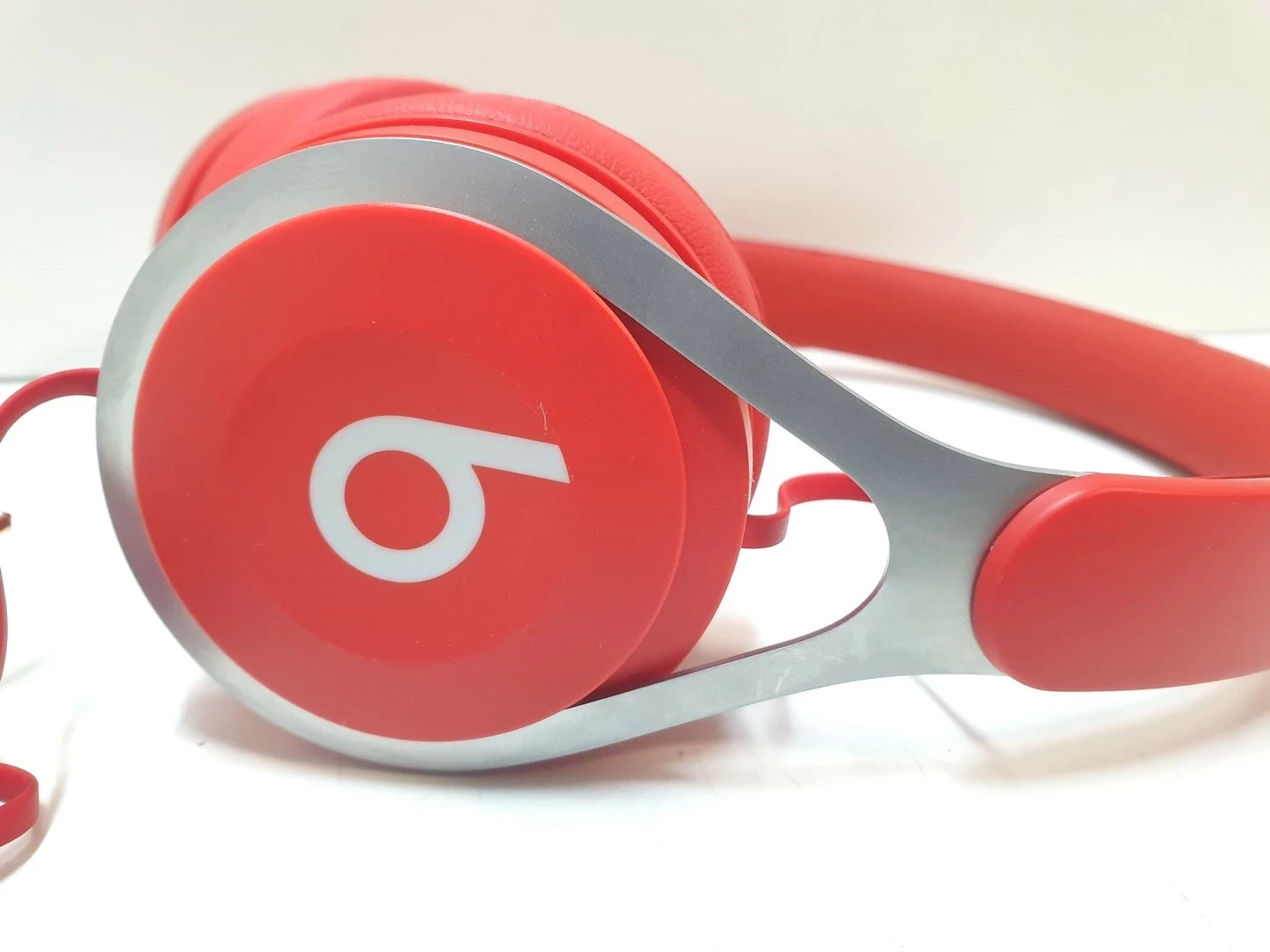 sluchawki-beats-ep-red-drdre-apple-przewodowe-model-250441-1920803