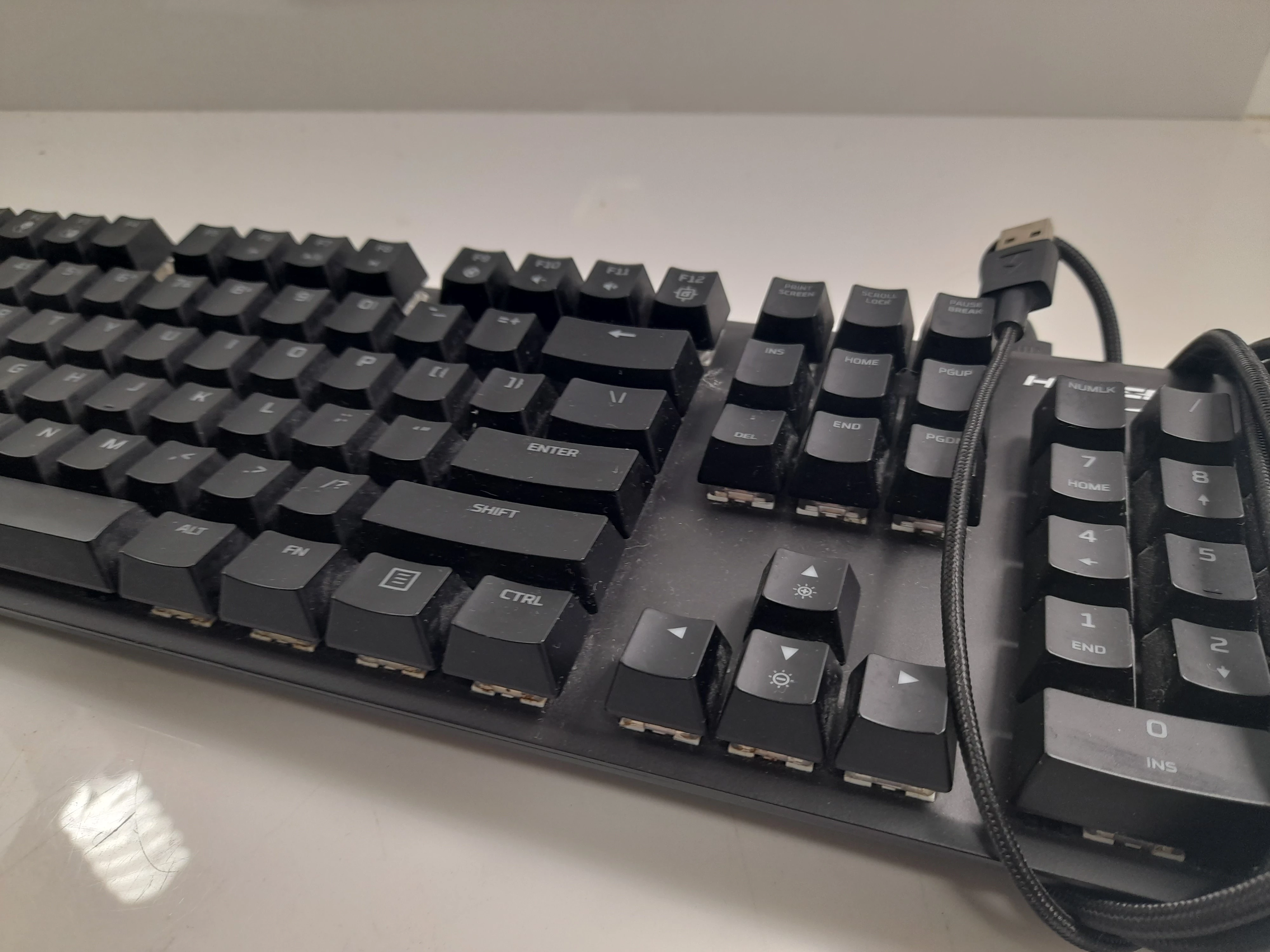 klawiatura-hyperx-alloy-fps-rgb-stan-11323-2