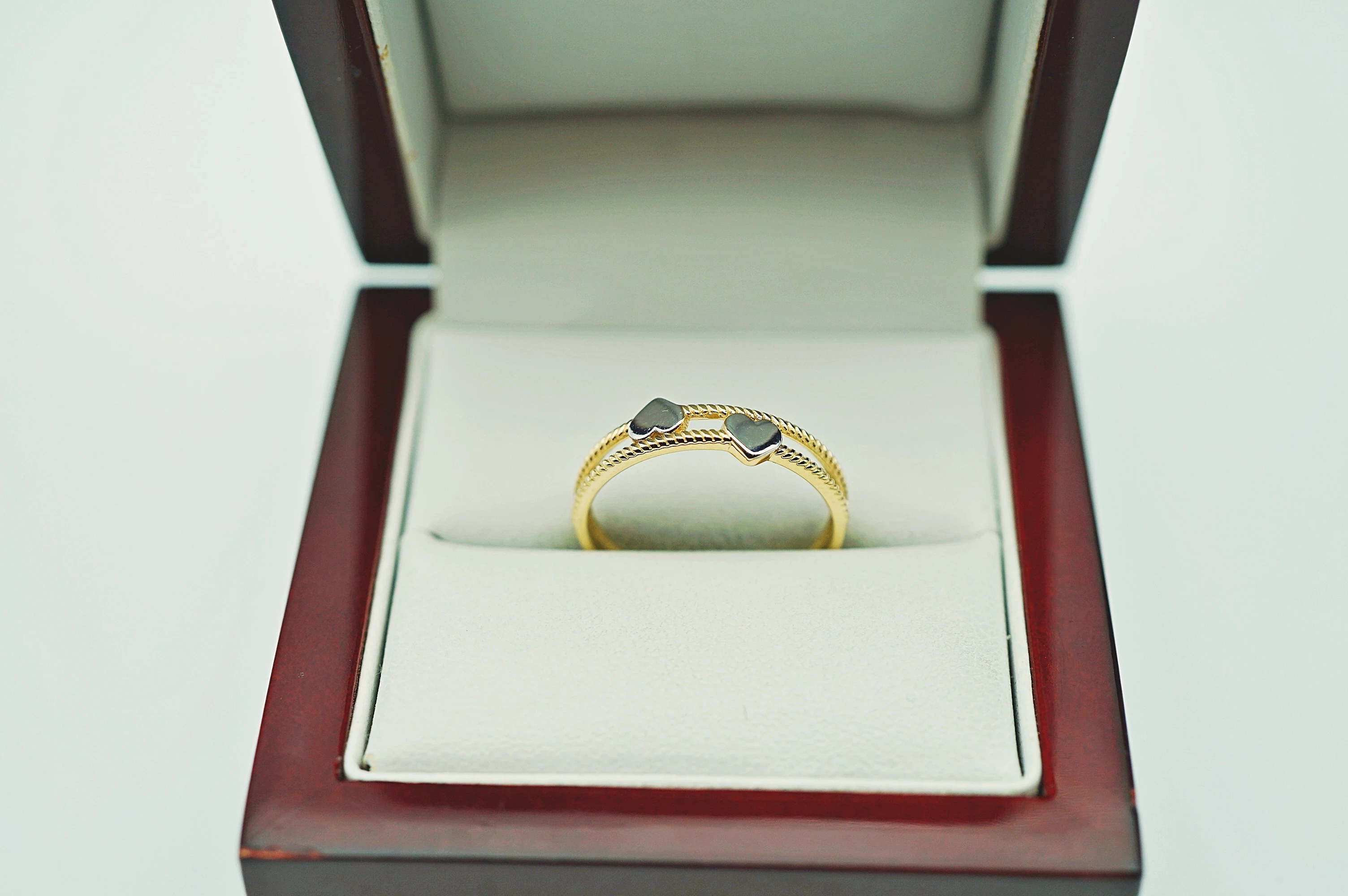 zloty-pierscionek-z-serduszkiem-375137gr16-stan-11323-2