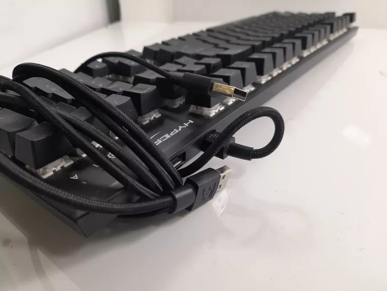 klawiatura-hyperx-alloy-fps-rgb-typ-klawiatury-217377-276929