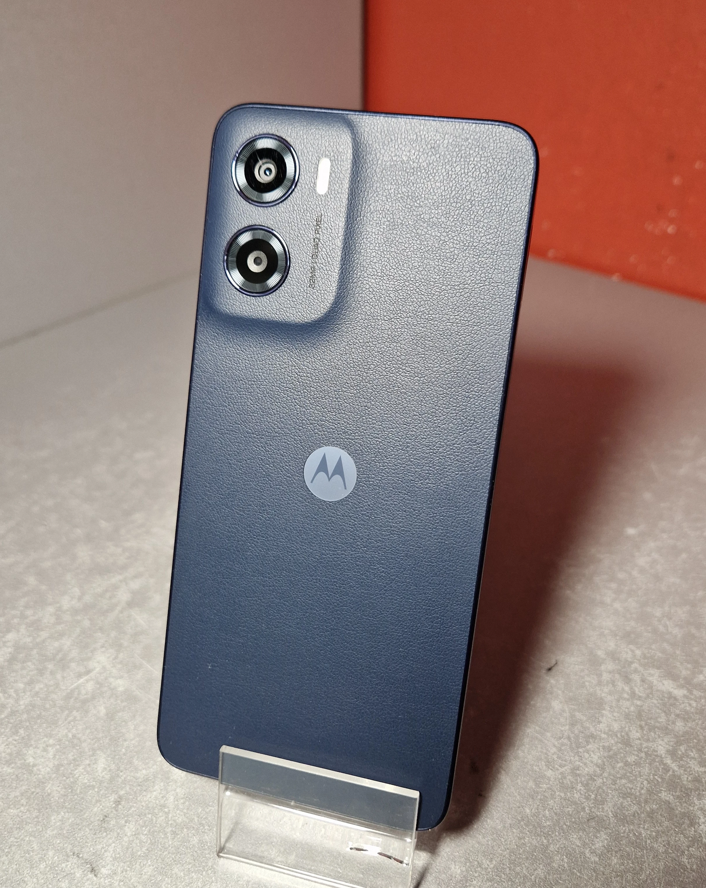 telefon-motorola-moto-e15-264gb-typ-202685-212929