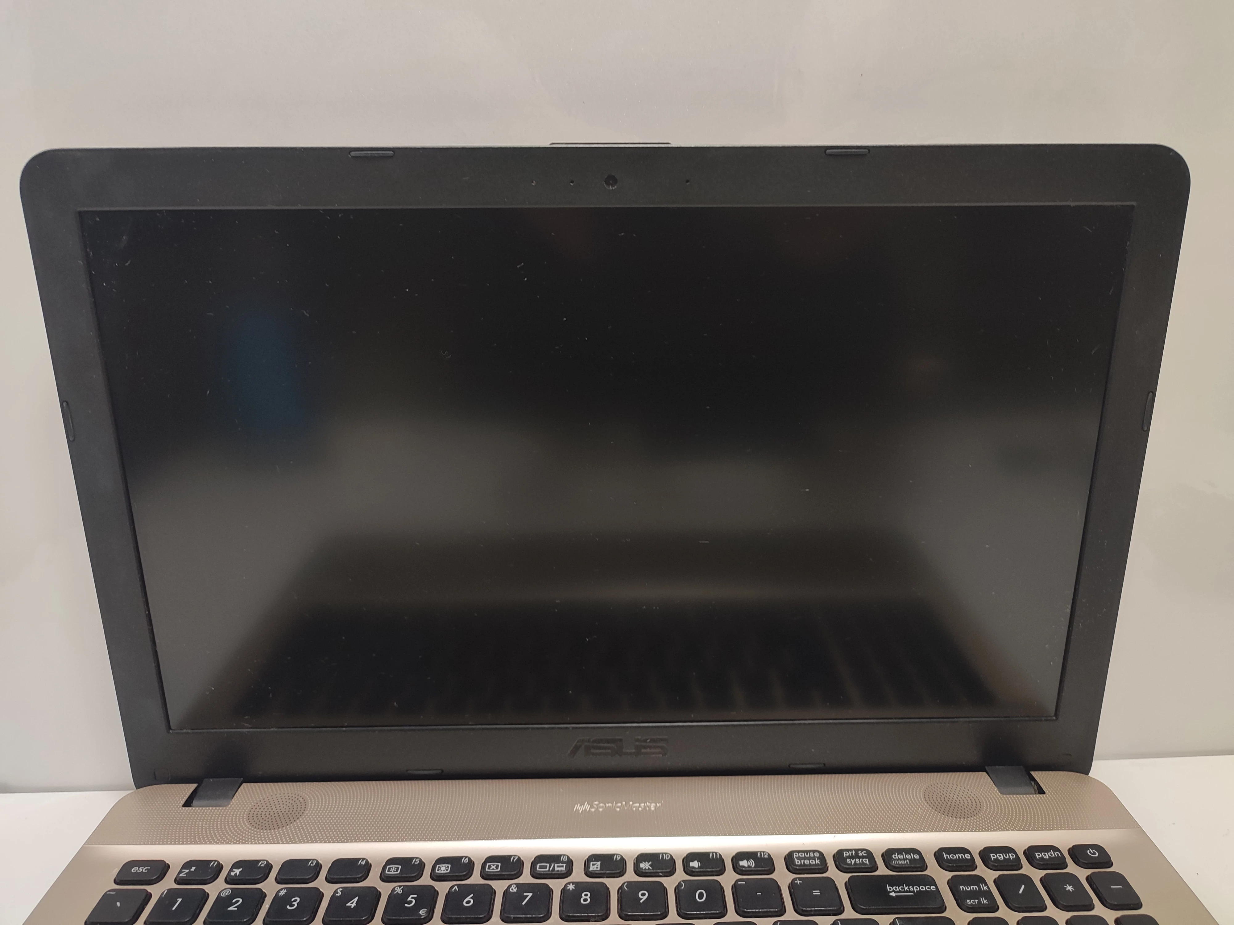 laptop-asus-r541u-intel-i3-rozdzielczosc-px-4474-140