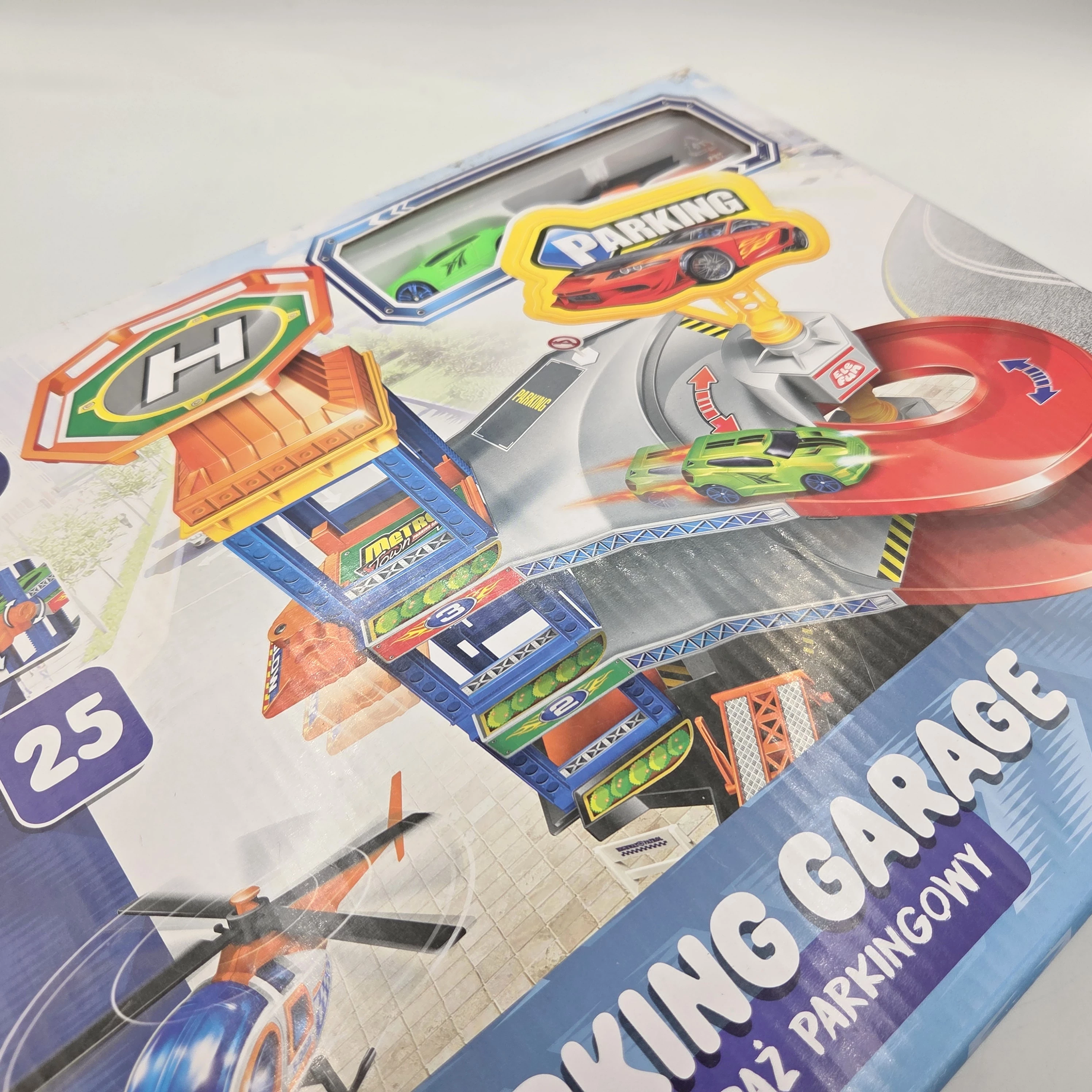 elefun-garaz-parkingowy-4-poziomy-winda-25el-autko-helikopter-minimalny-wiek-dziecka-250062-1794308