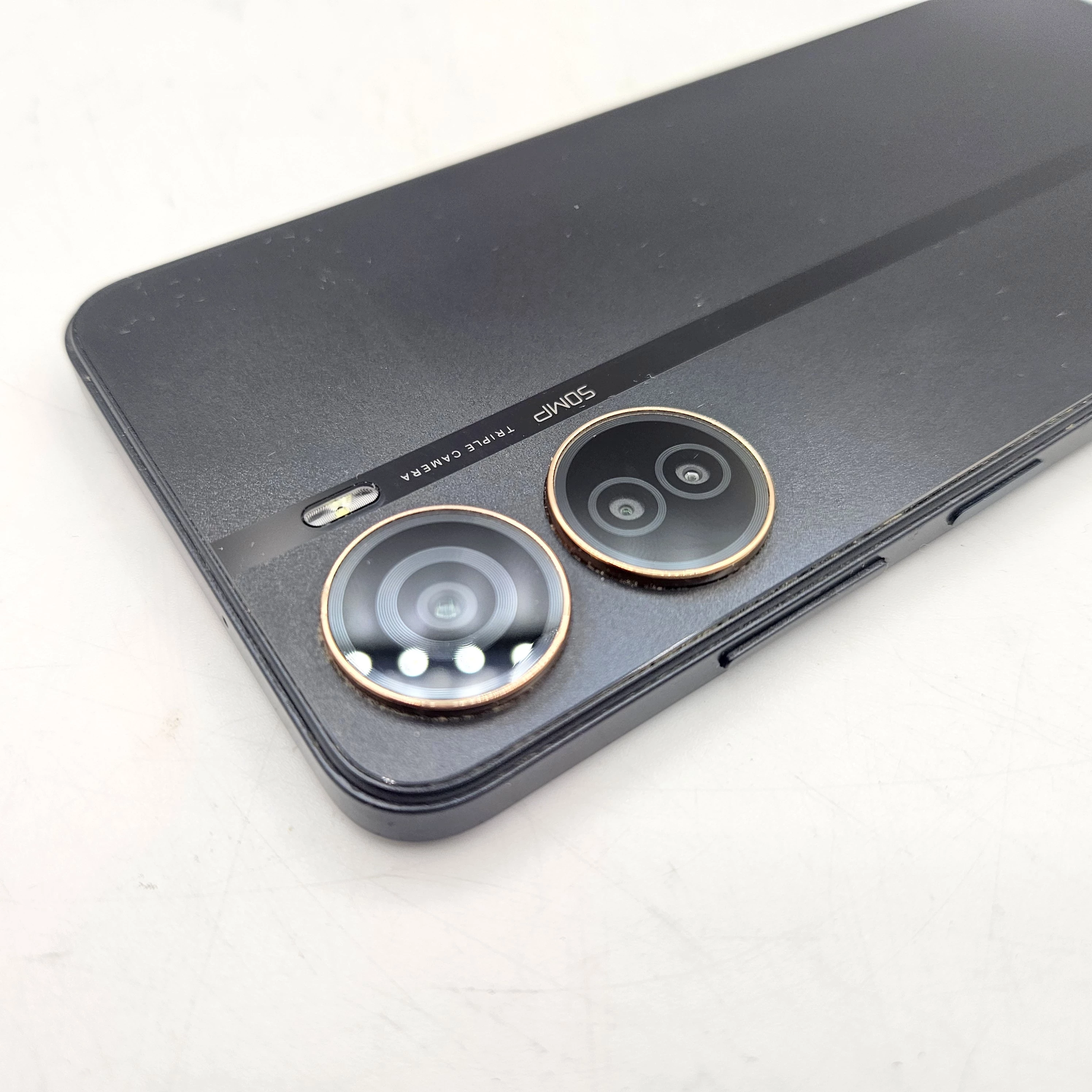 telefon-zte-blade-v40-128gb-7ram-przekatna-ekranu-660