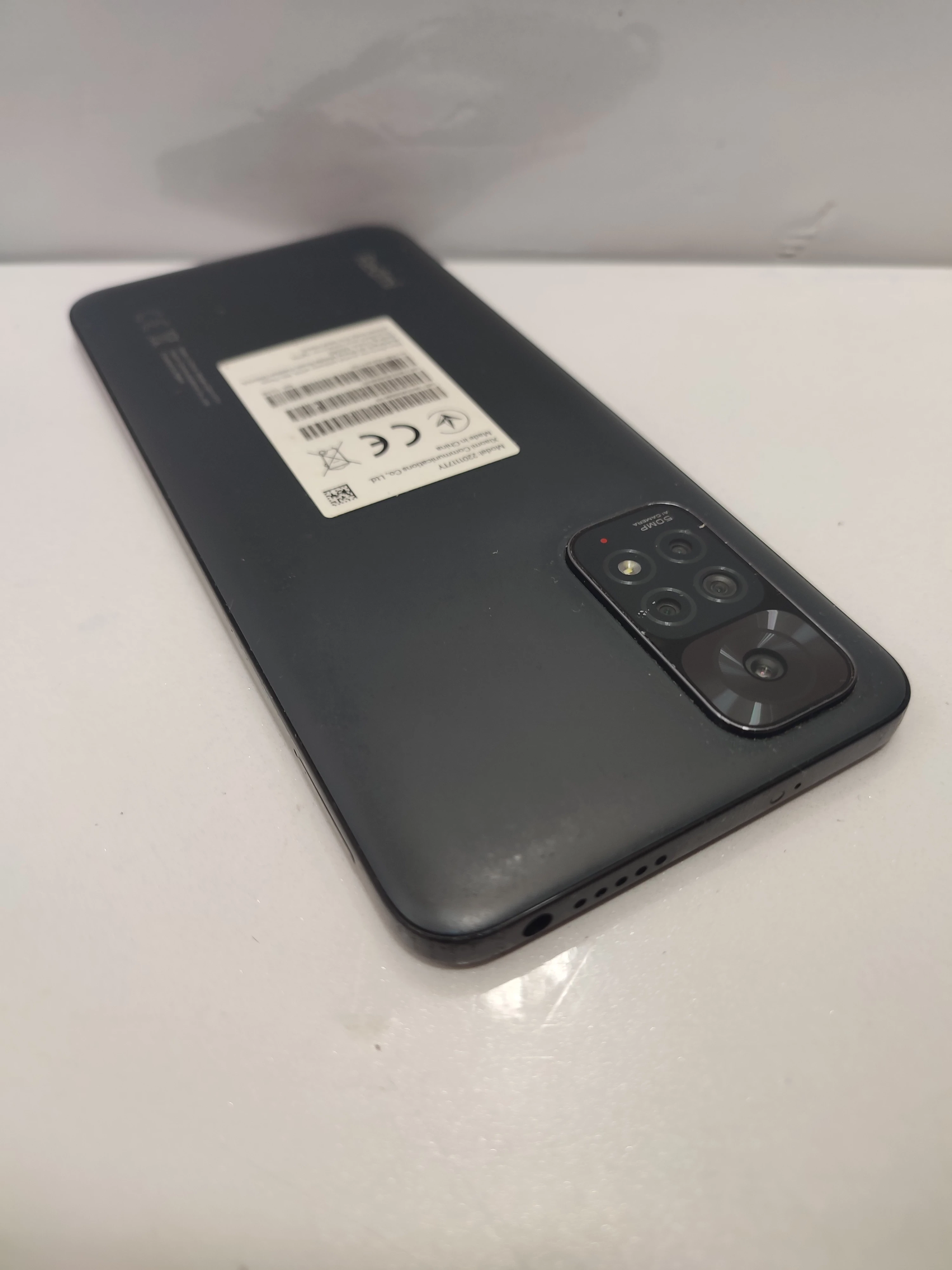 telefon-redmi-note-11-przekatna-ekranu-643