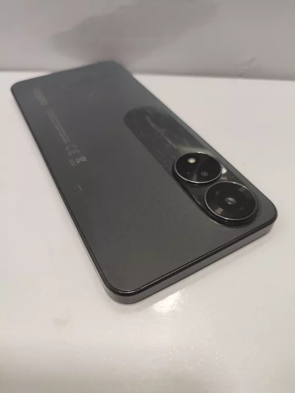 telefon-oppo-a78-8-gb-128-gb-przekatna-ekranu-643