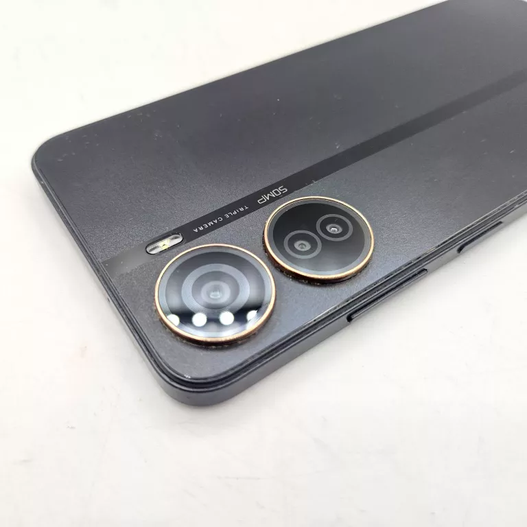 telefon-zte-blade-v40-128gb-7ram-przekatna-ekranu-660