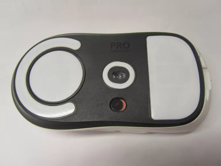 mysz-logitech-g-pro-x-superlight-kod-producenta-0001