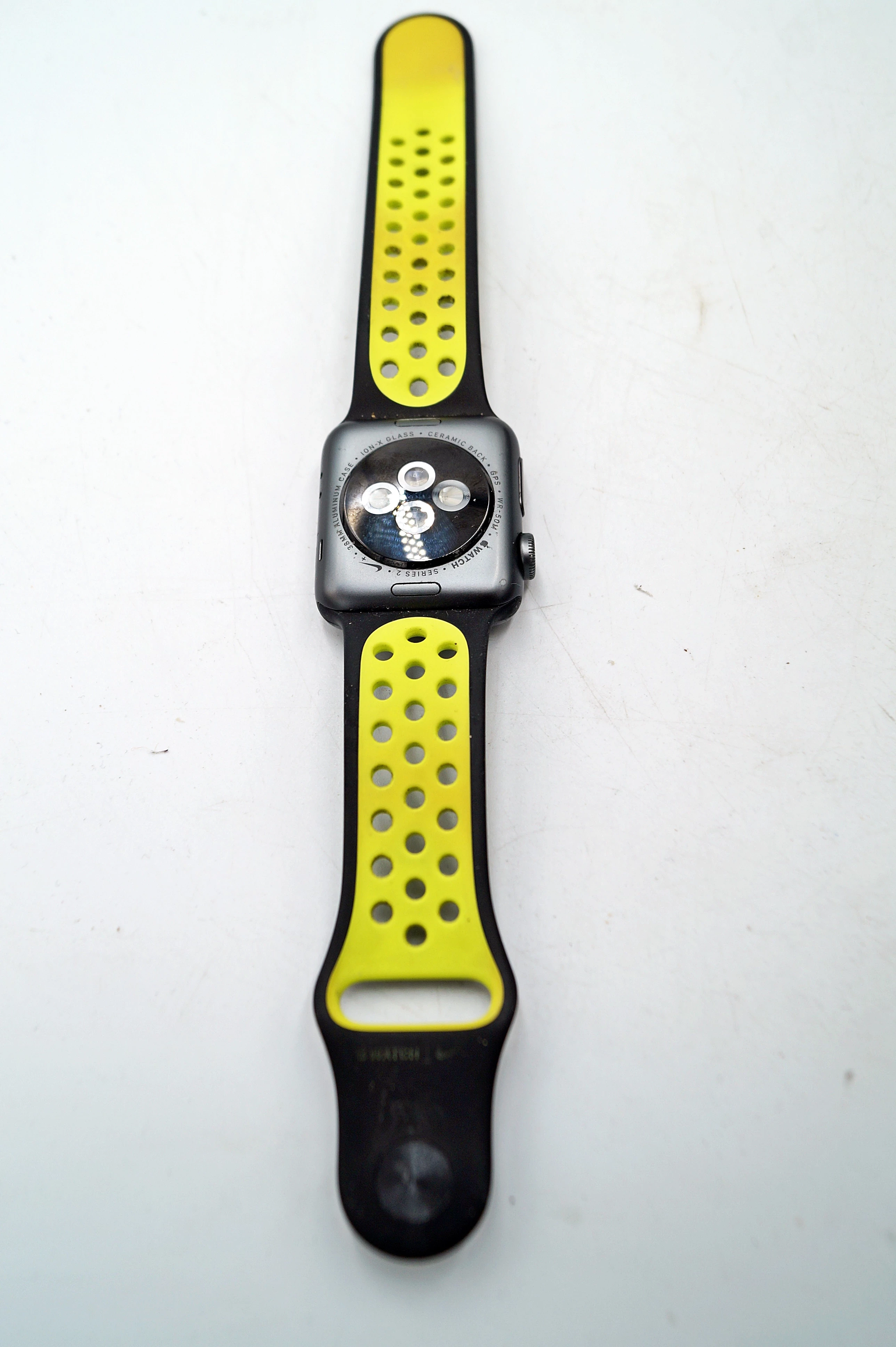 apple-watch-nike-series-2-kolor-249512-1647413