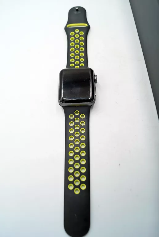 apple-watch-nike-series-2-stan-11323-1223453