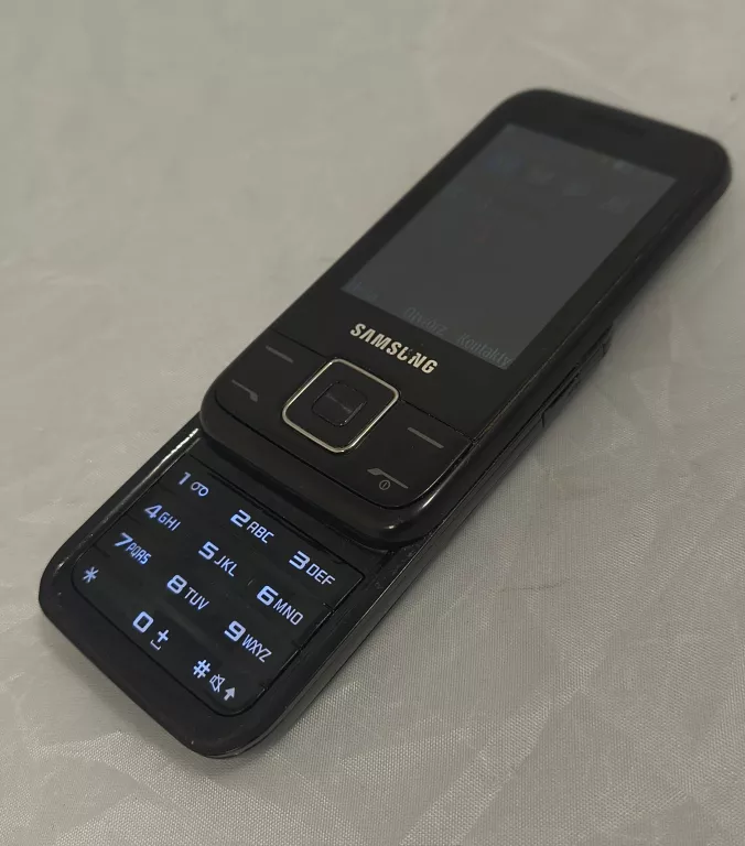 telefon-samsung-gt-e2600-przekatna-ekranu-200