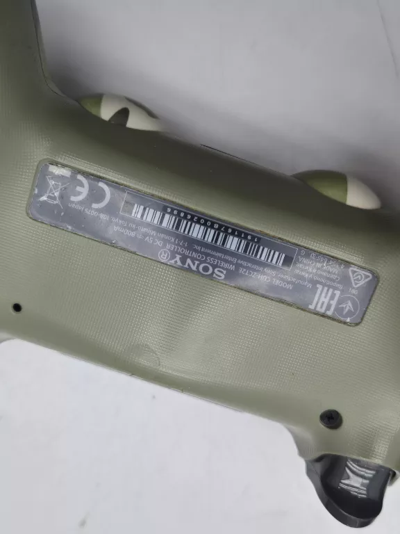 konsola-sony-playstation-4-1-tb-czarny-dysk-wbudowana-pamiec-5179-352249