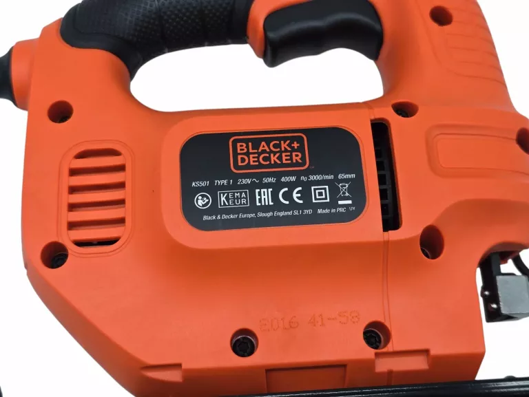 wyrzynarka-blackdecker-ks501-pudelko-mocowanie-brzeszczotu-205041-222245