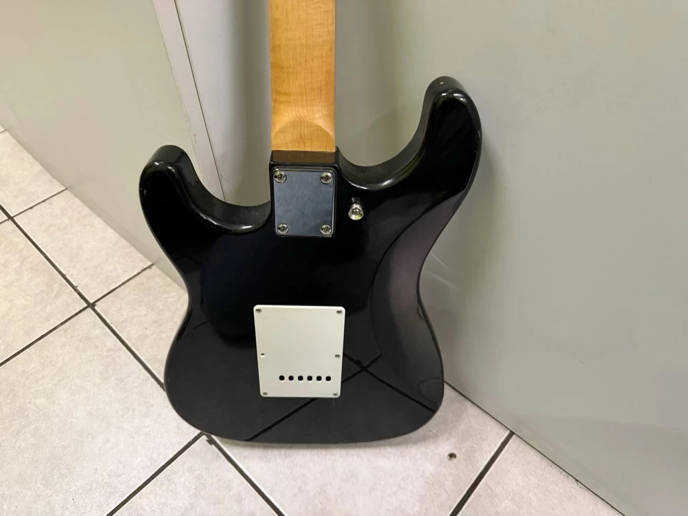 gitara-elektryczna-lentamente-kod-producenta-5908249825918