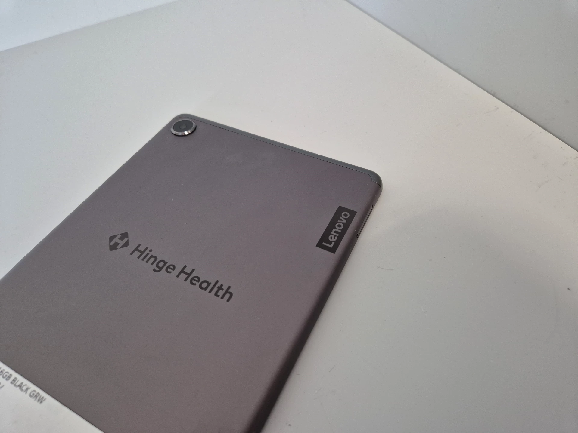 tablet-lenovo-tab-m8-16gb-tb-8505f-wifi-system-operacyjny-16332-1