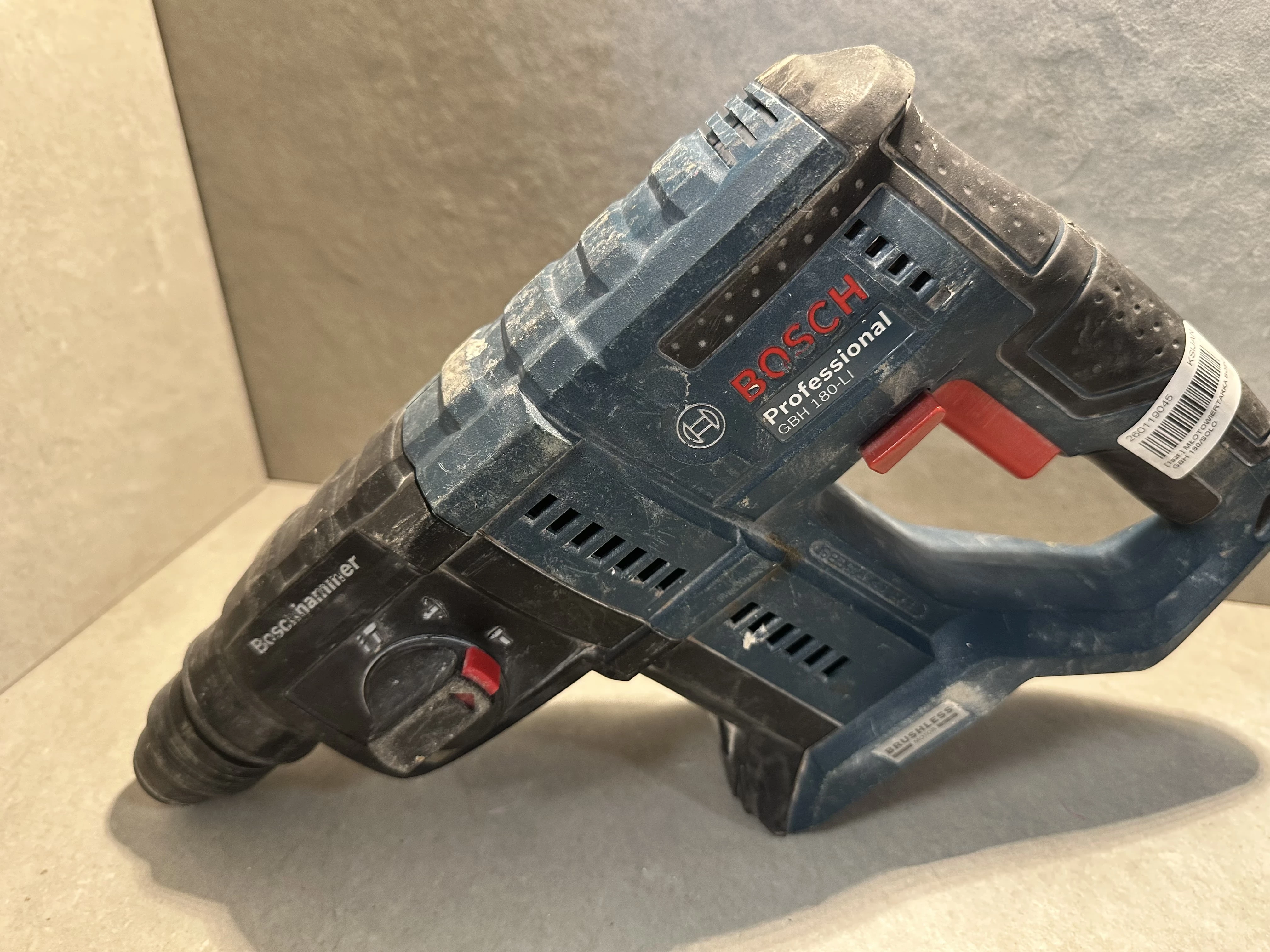 mlotowiertarka-bosch-gbh-180-body-osiedle-niepodleglosci-1-krakow