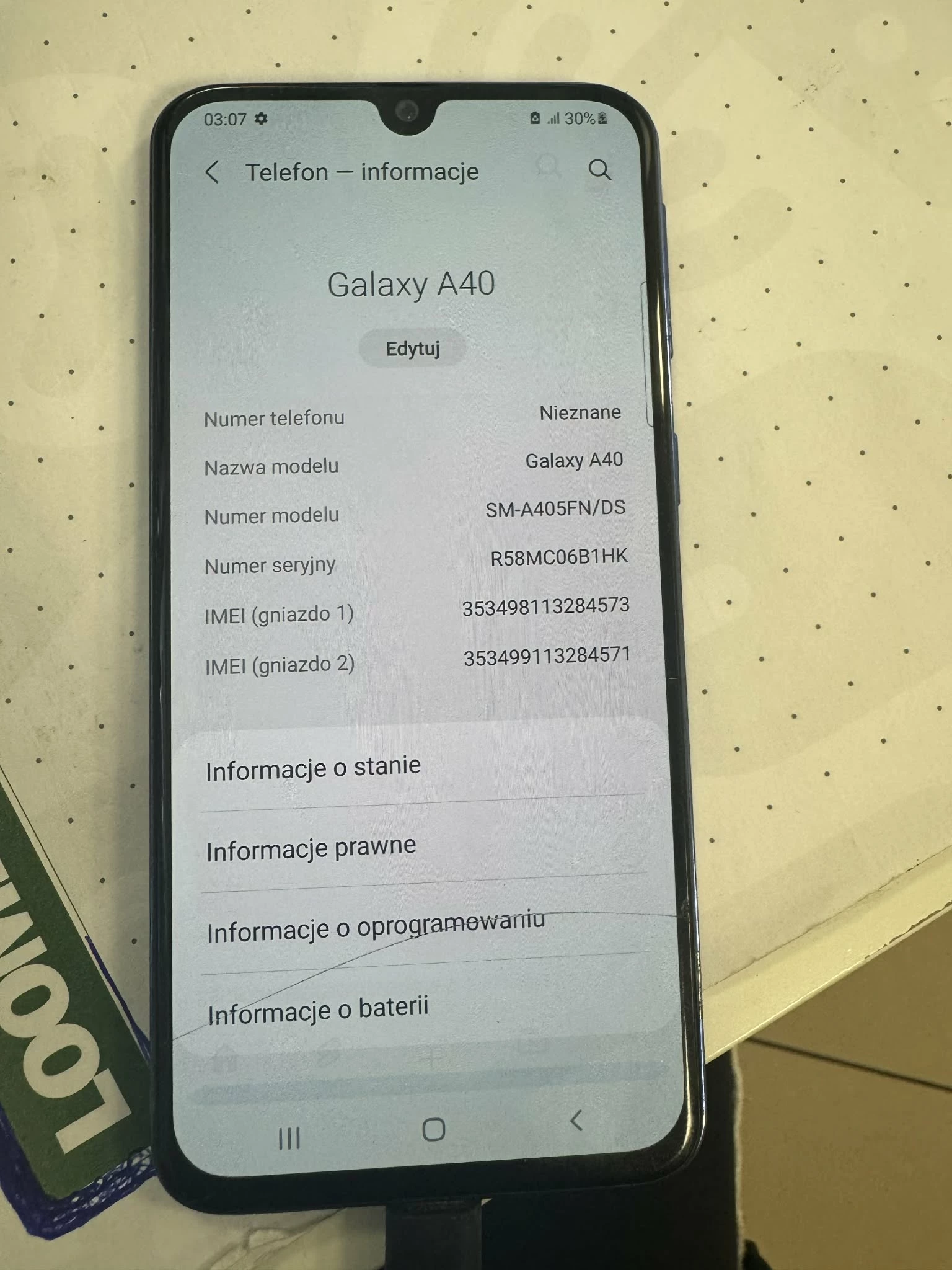 telefon-samsung-galaxy-a40-stan-11323-2