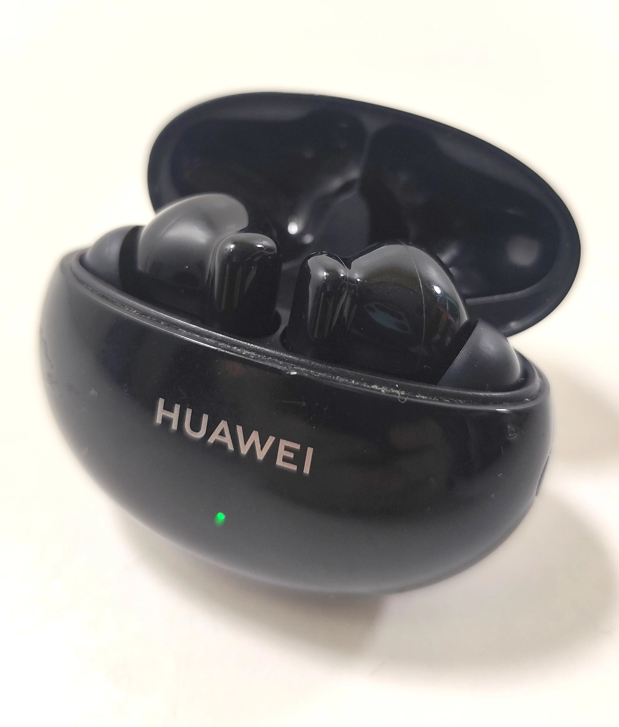 sluchawki-huawei-freebuds-4i-kolor-dominujacy-129357-8