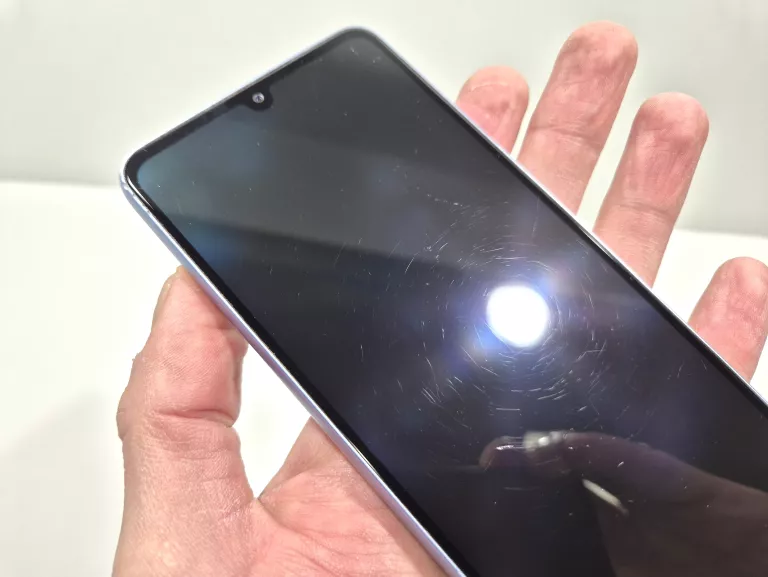 samsung-galaxy-a33-6-gb-128-gb-5g-niebieski-przekatna-ekranu-640