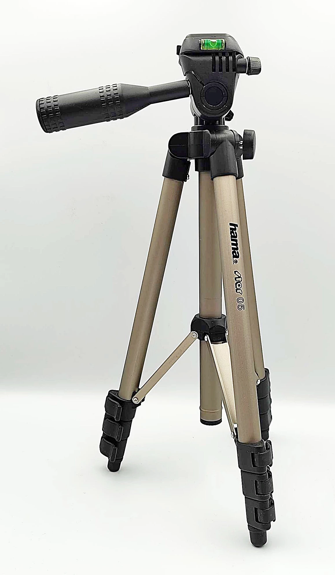 statyw-fotograficzny-hama-star-05-tripod-z-glowica-3-kierunkowa-ean-gtin-4007249041050
