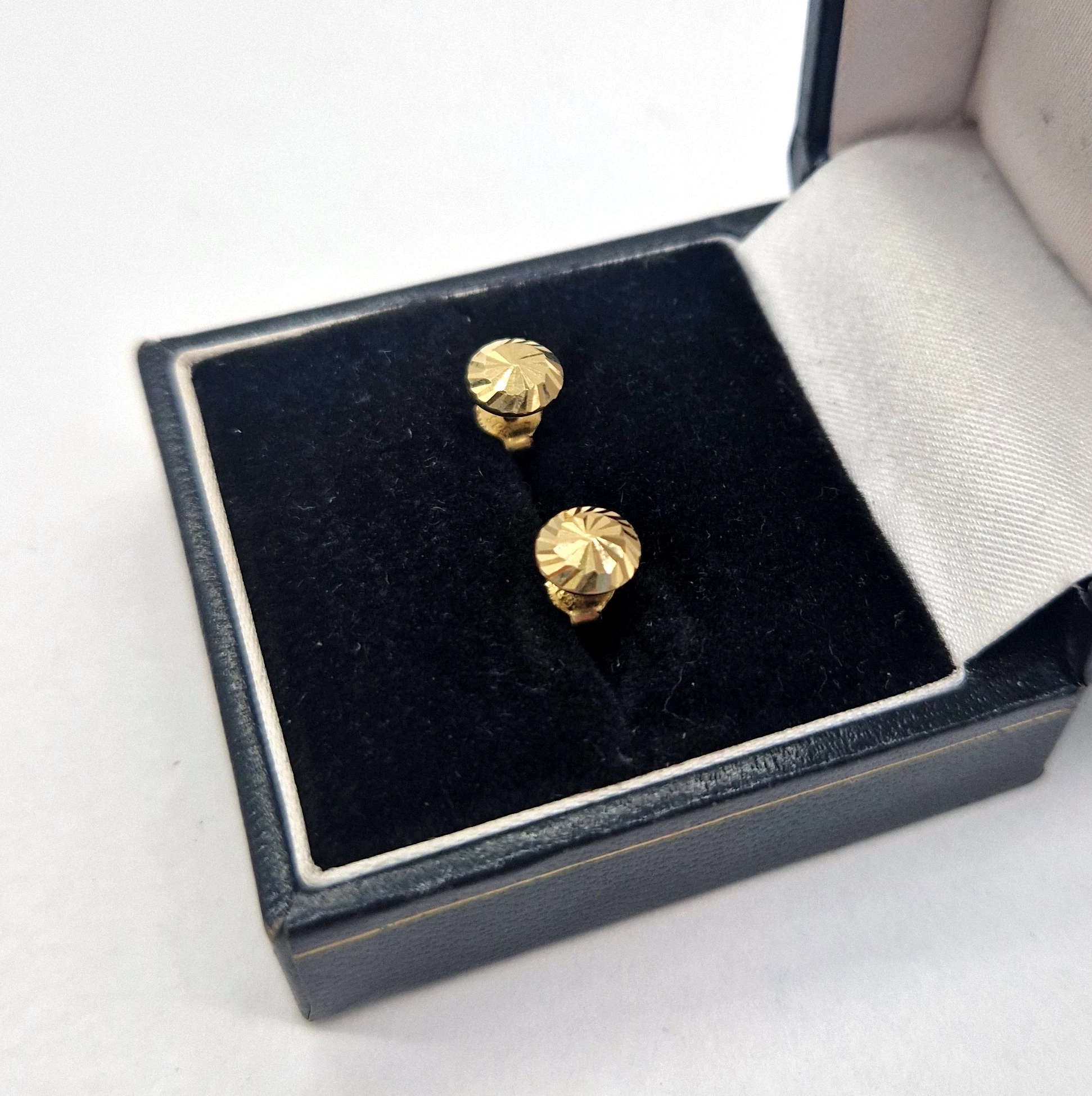 sliczne-zlote-kolczyki-kuleczki-082-585-material-15835-2