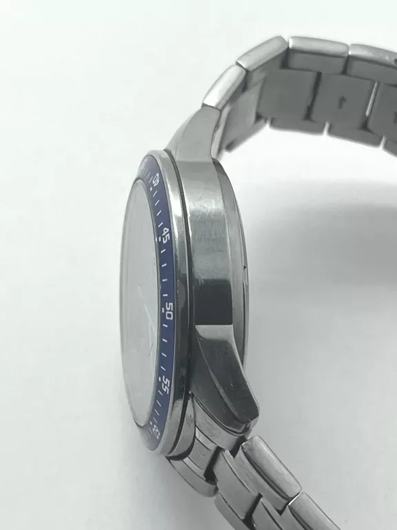 zegarek-casio-edifice-efv-540-5563-stan-11323-2